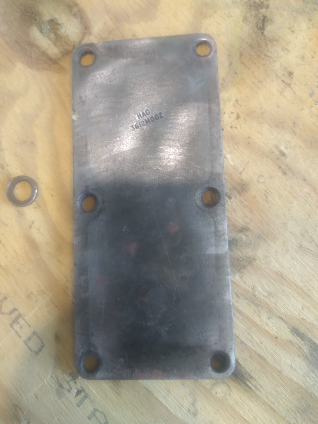 3612M002  END PLATE--CYLINDER HEAD 6354.4