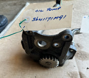 4132F057 OIL PUMP----MASSEY 364171M91